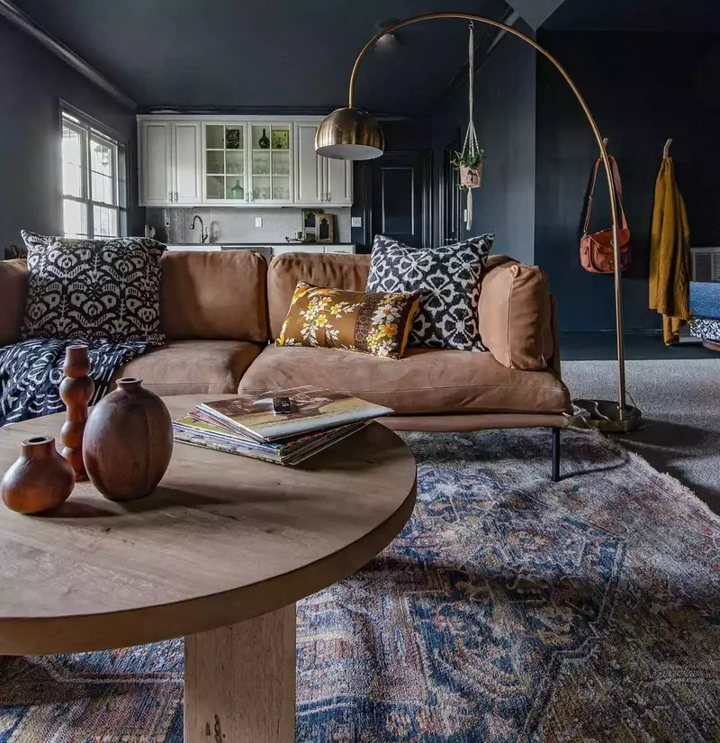 Monochromatic Ceiling