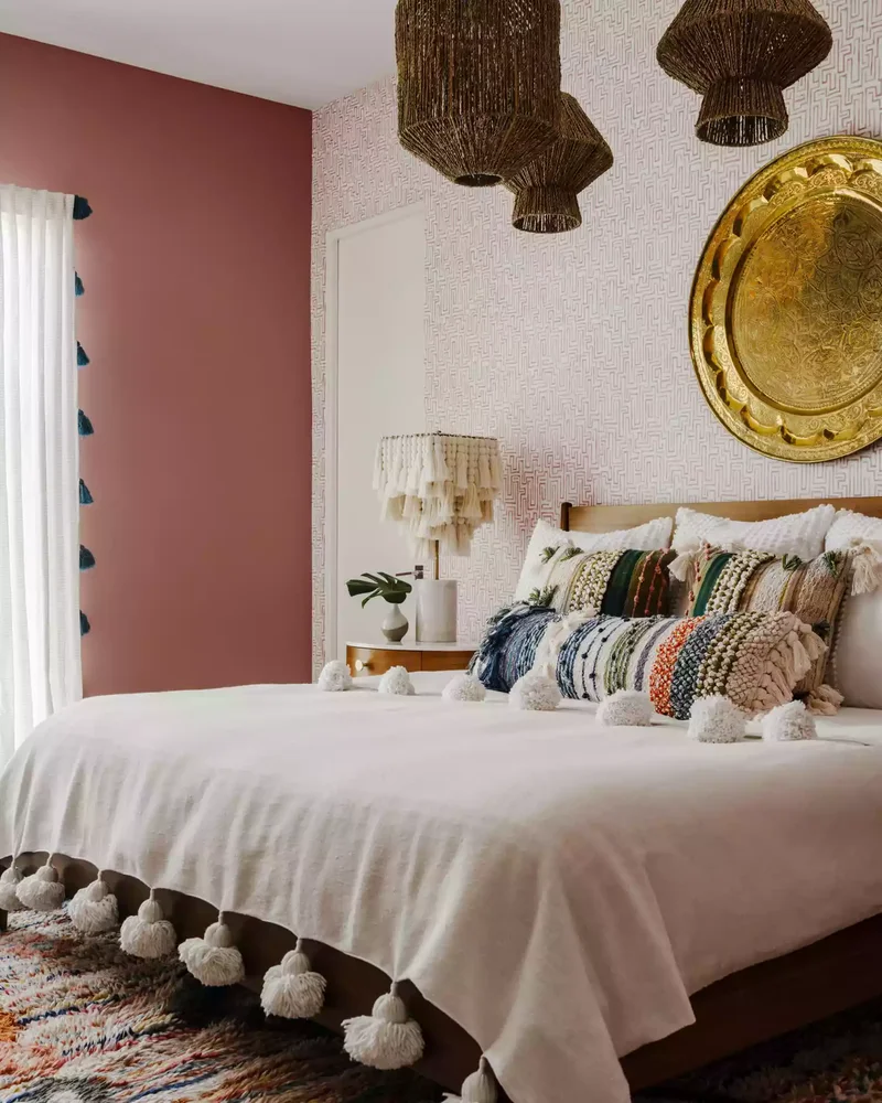 66 Creative Ways to Decorate Above Your Bed Beautifully 56 Moroccan Tray