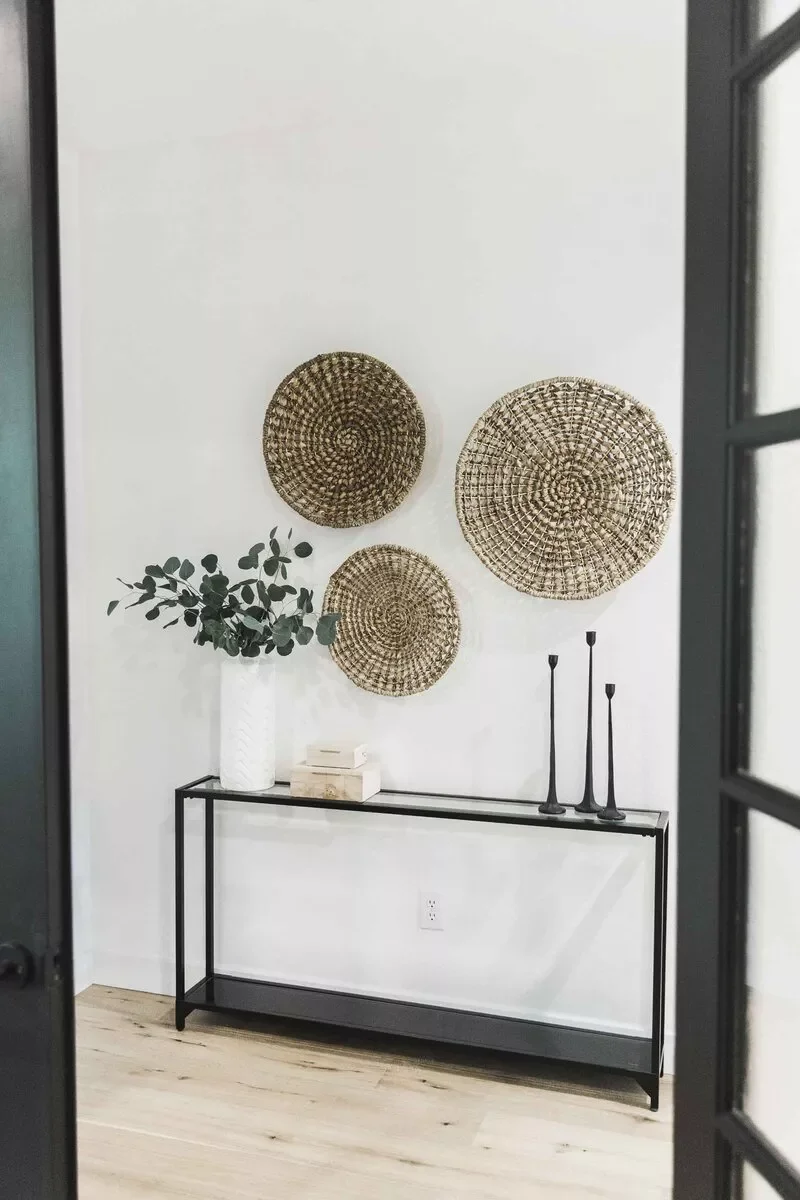 67 Farmhouse Style Ideas for Your Modern Rustic Home 32 Mount Baskets to the Wall