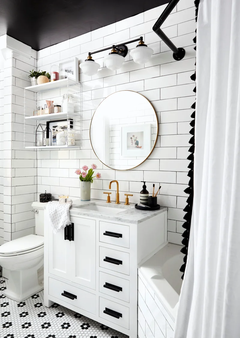 12 Vanity Lighting Ideas to Brighten Your Bathroom Space 6 Multi-Light Fixtures for Vanities