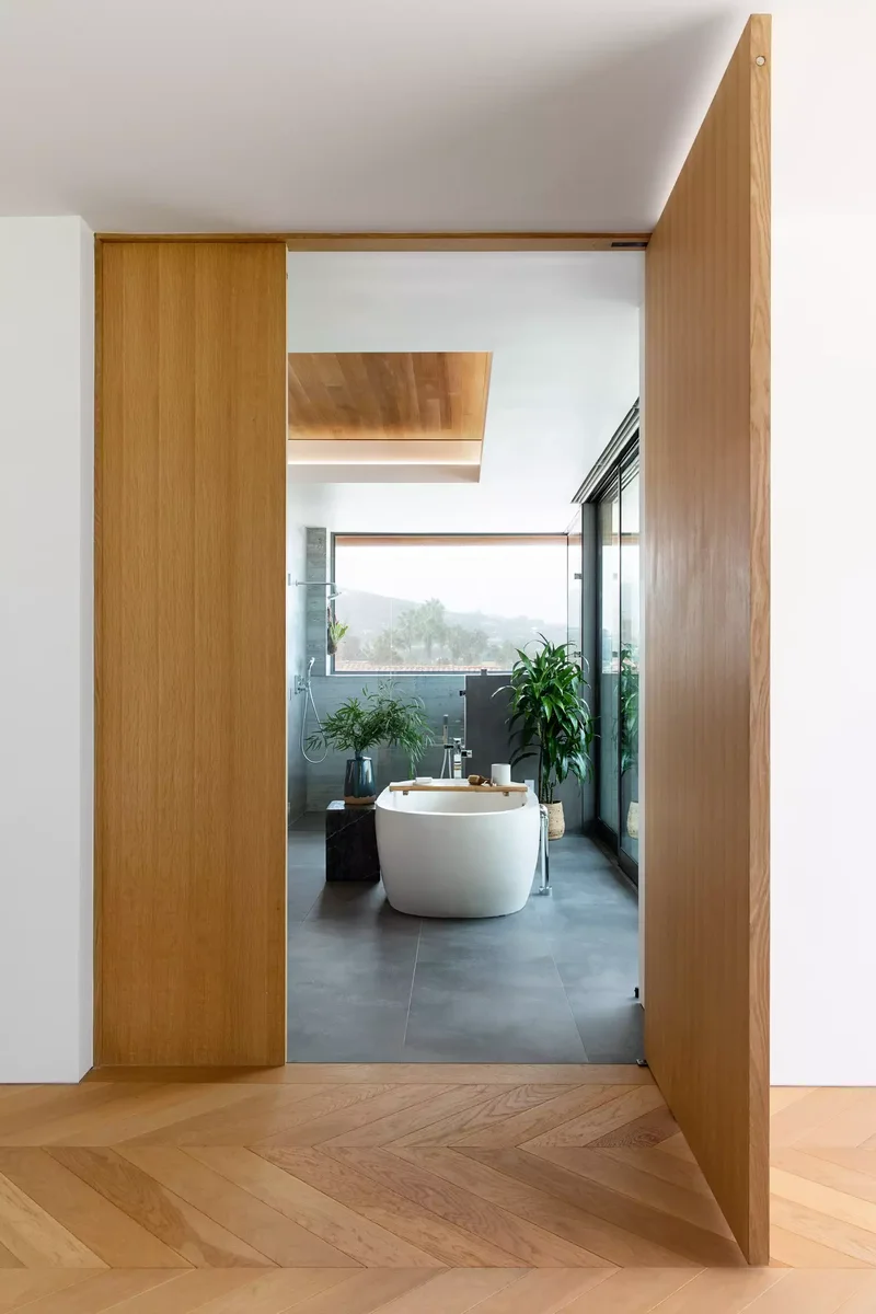 30 Designer Tips for Creating a Japandi Bathroom Retreat 5 Natural Greenery