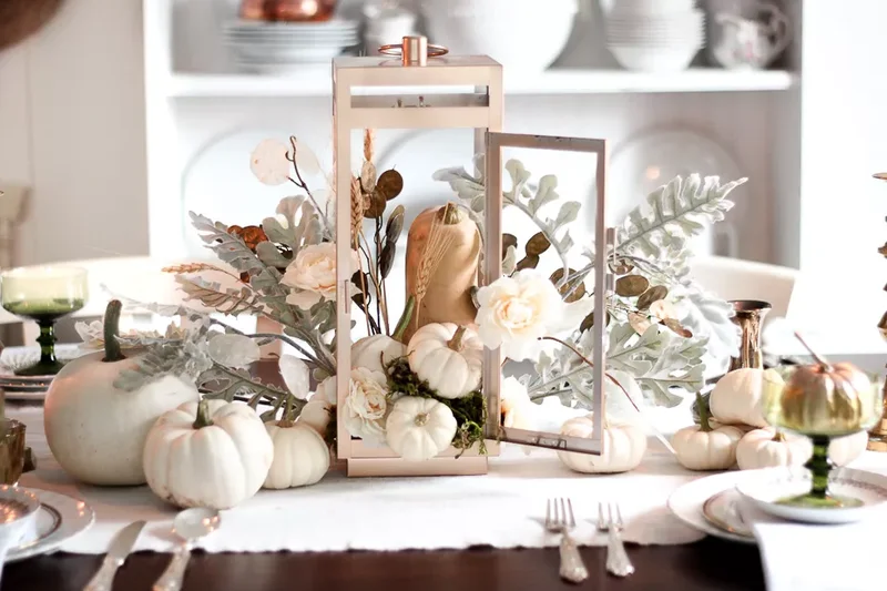 62 Stunning Thanksgiving Table Settings That Will Wow Guests 51 Neutral Thanksgiving Display