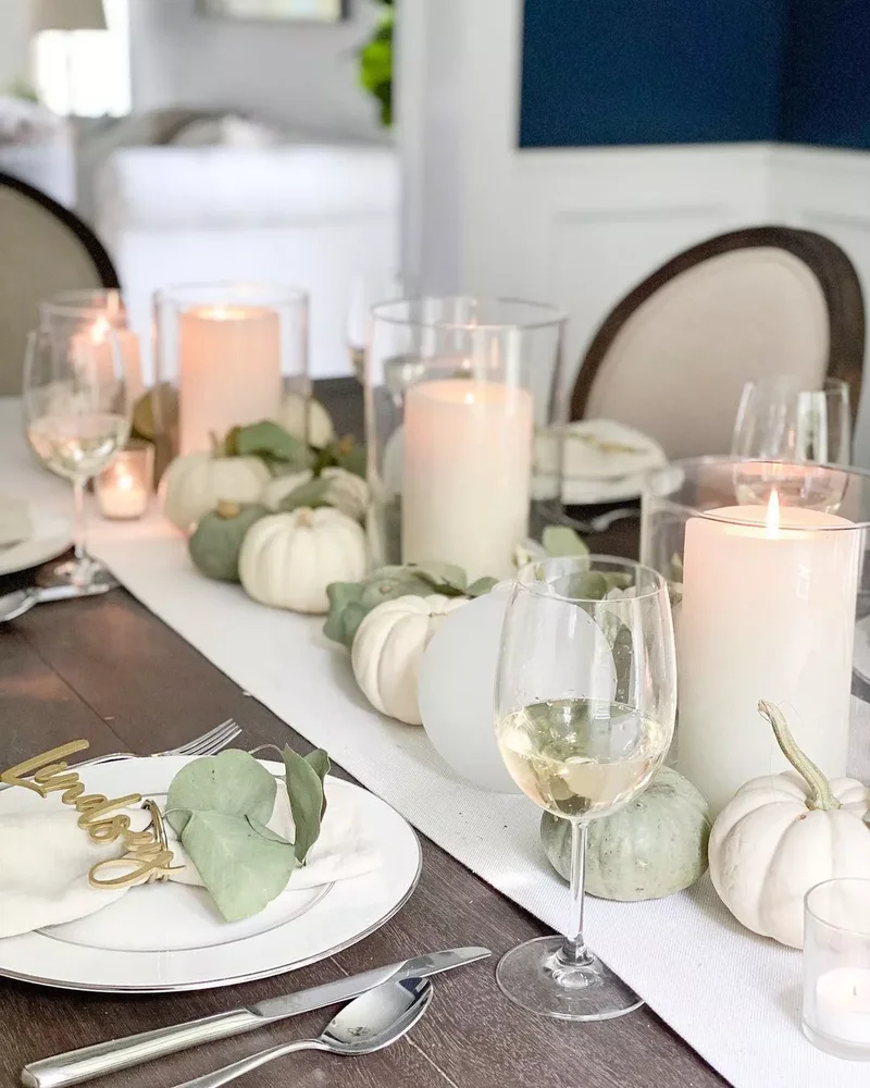 62 Stunning Thanksgiving Table Settings That Will Wow Guests 37 Neutral Thanksgiving Table