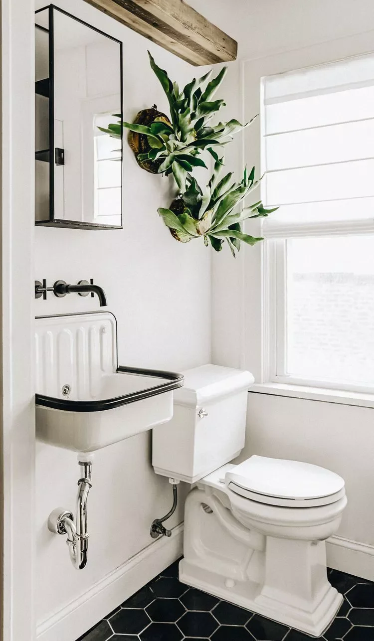 28 Small Bathroom Paint Colors That Create Spacious Vibes 21 Neutral White