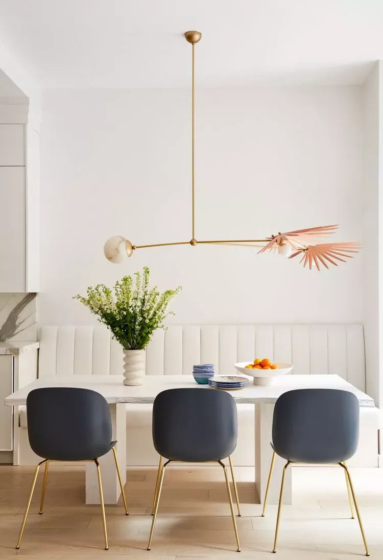 43 Stunning Dining Table Centerpiece Ideas for Every Season 19 Off-Center Vase