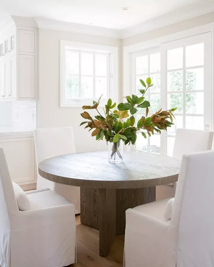 67 Farmhouse Style Ideas for Your Modern Rustic Home 27 Opt for White Slipcovered Chairs