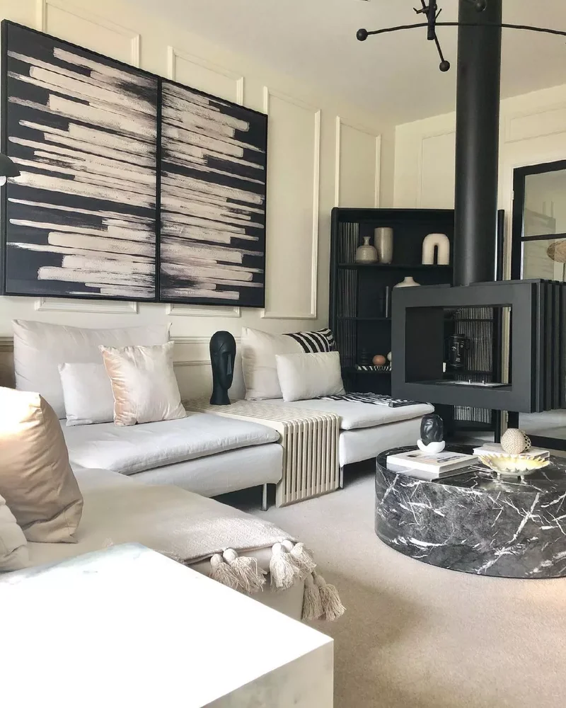 Opt for a Mid-Century Style