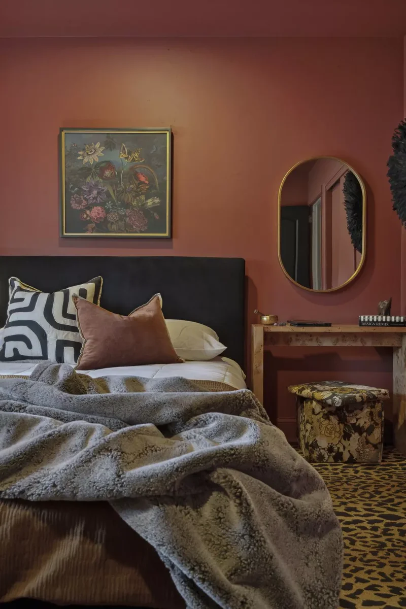 Opt for a Simple Vanity