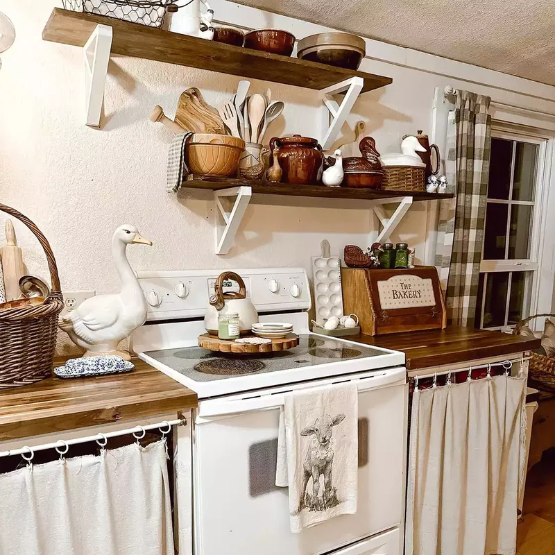 32 Country Kitchen Designs for a Cozy Cooking Retreat 7 Out on Display
