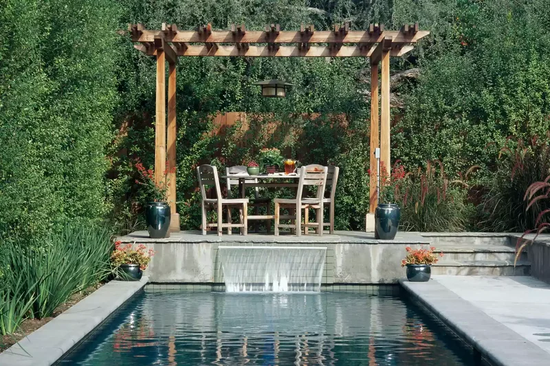 44 Stunning Water Feature Ideas to Transform Your Yard 23 Outdoor Dining Experience