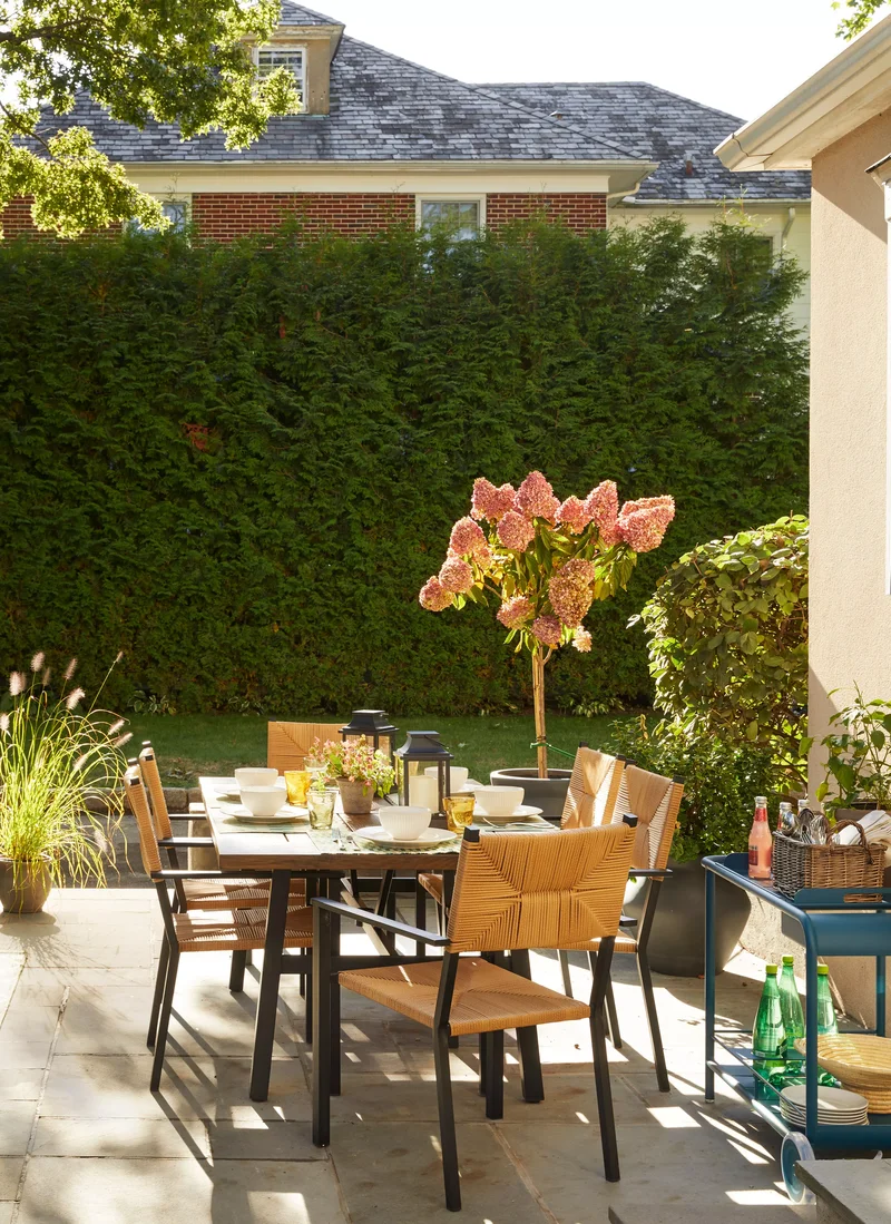 44 Beautiful Patio Ideas for an Outdoor Space You'll Love 8 Outdoor Dining Space