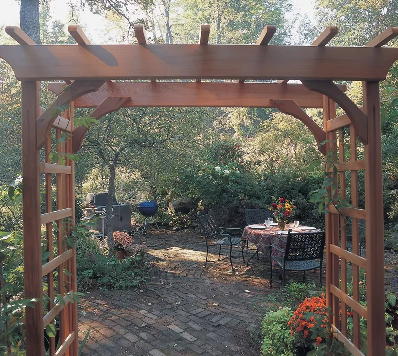 Outdoor Kitchen and Bar Before