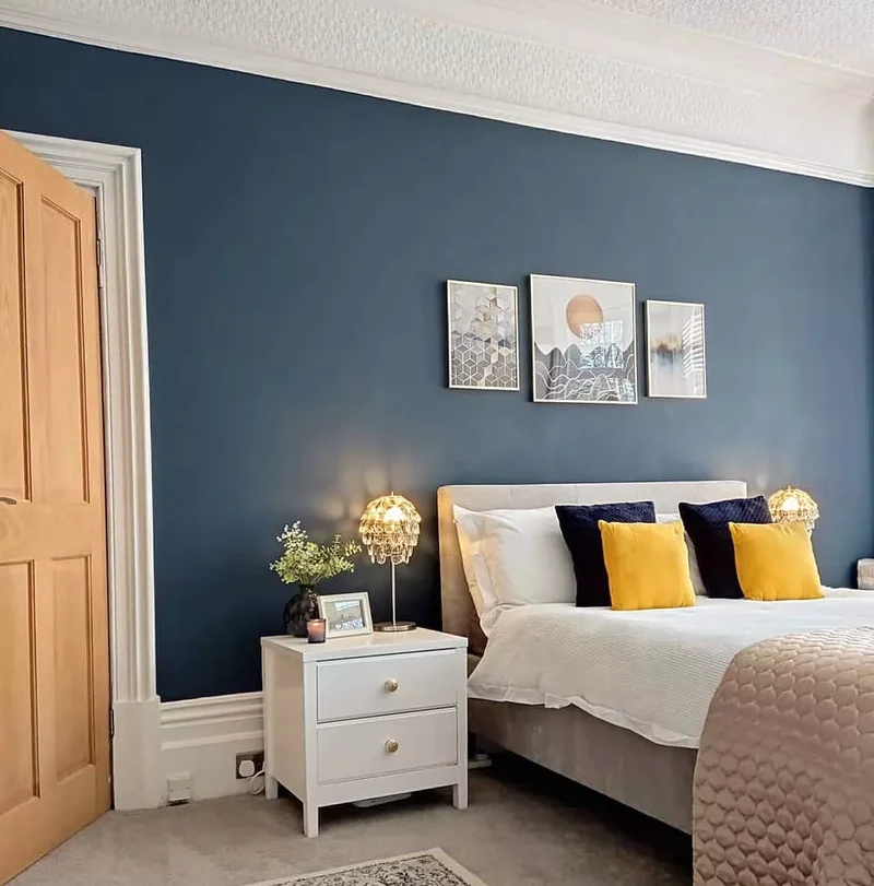 25 Navy Blue Bedroom Designs That Transcend Nautical Style 16 Paint Your Walls