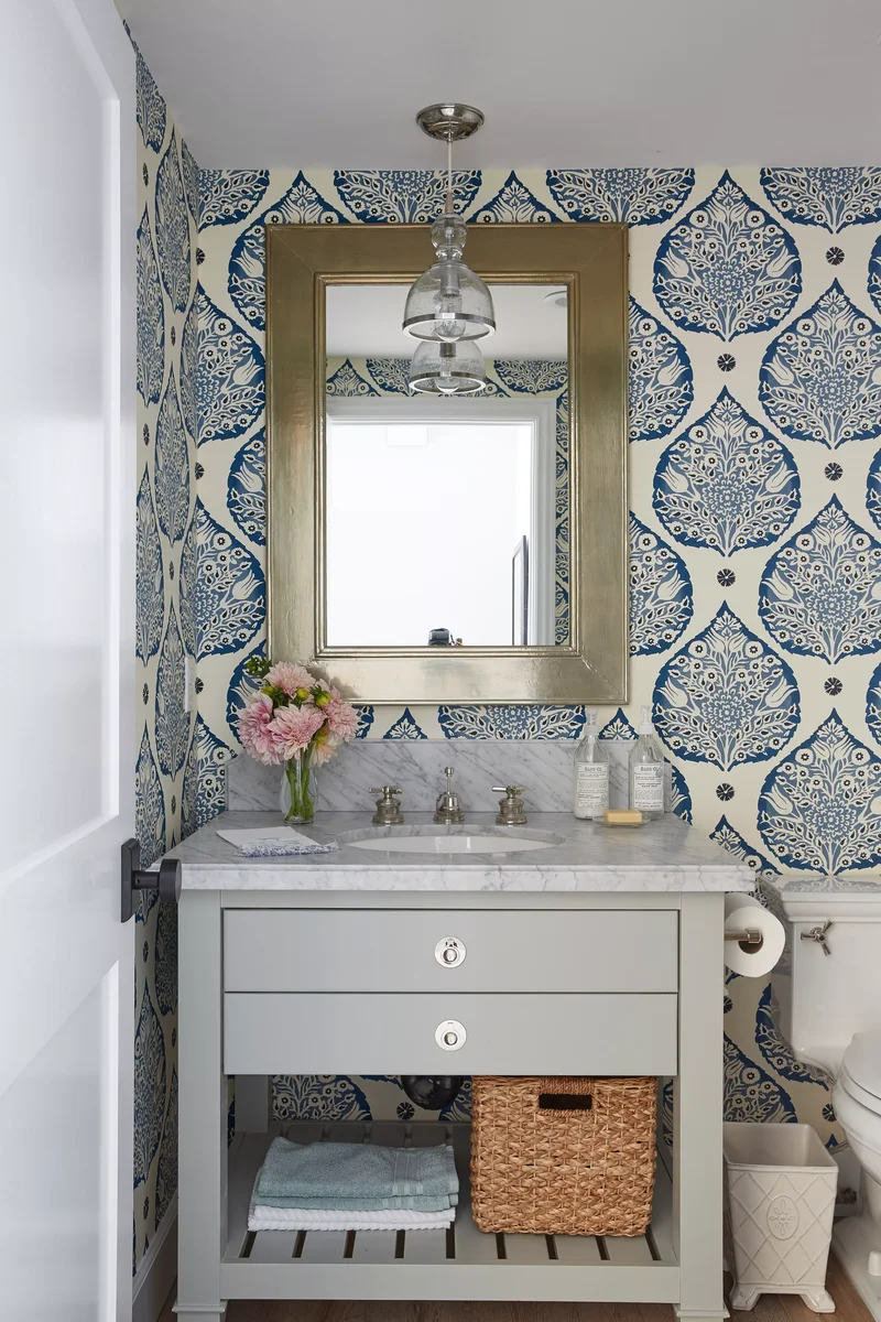 36 Beautiful Gray Bathroom Ideas to Create Your Dream Spa 31 Painted Gray Vanity