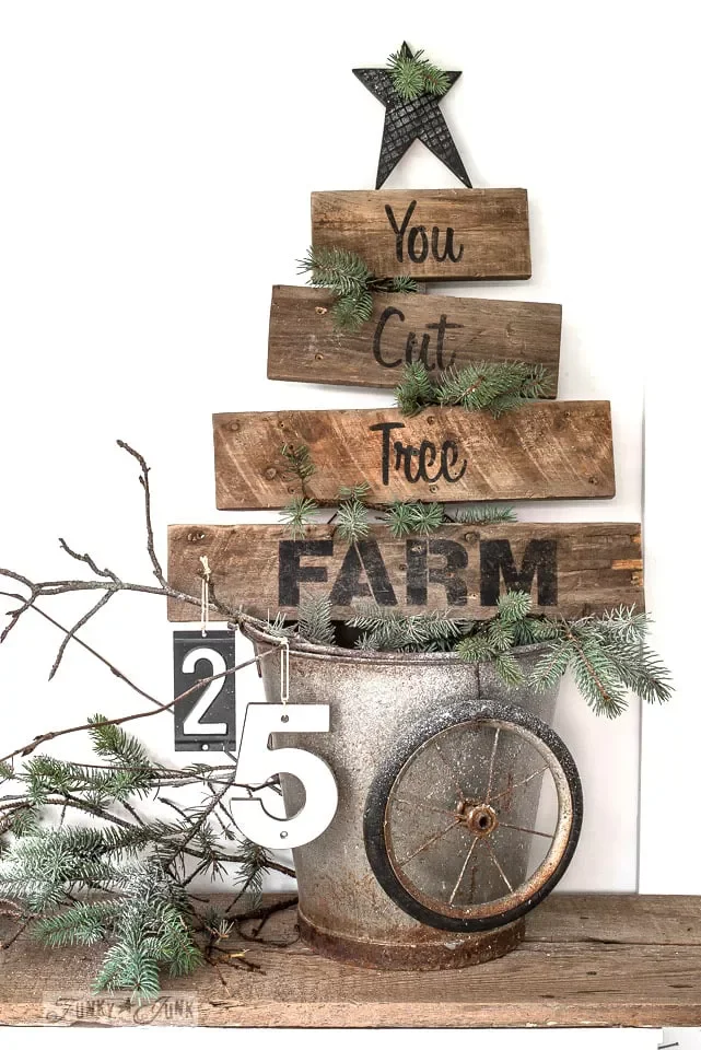 DIY Christmas Tree Ideas Worth Displaying for Your Guests 11 Pallet Christmas Tree Sign