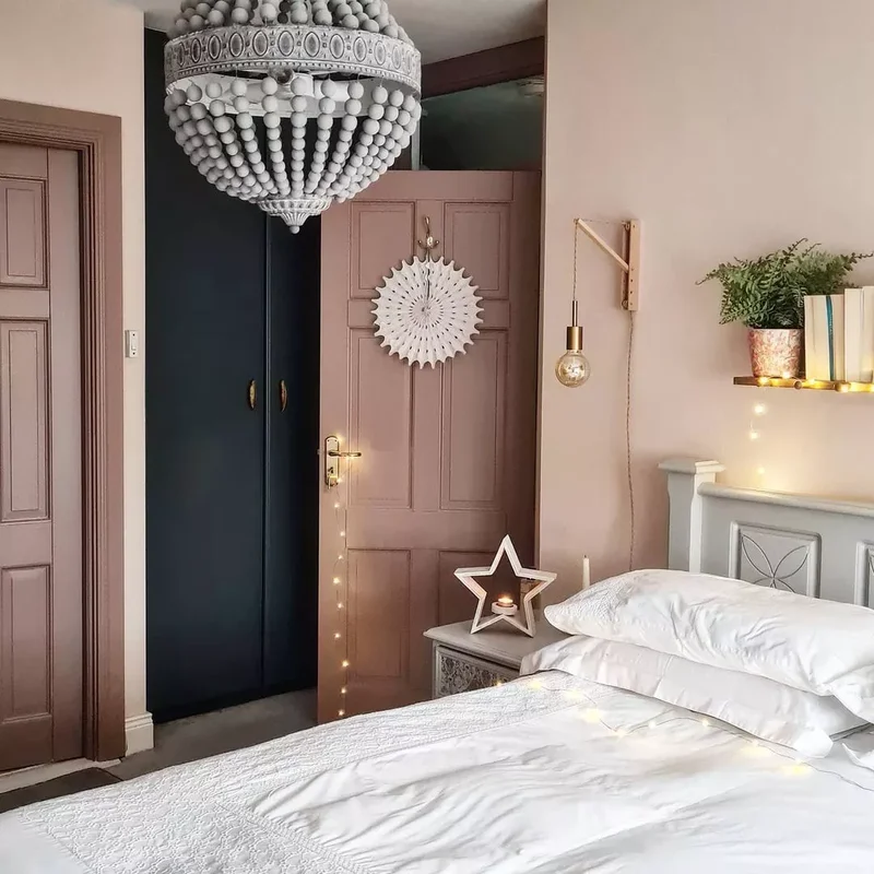 Christmas Door Decorating Ideas: 30 Designer Looks to Try 2 Paper Snowflake