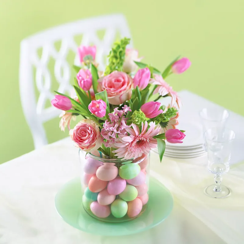 42 Easter Centerpiece Ideas and Table Decor for Spring 7 Pastel Flower Bouquet with Eggs