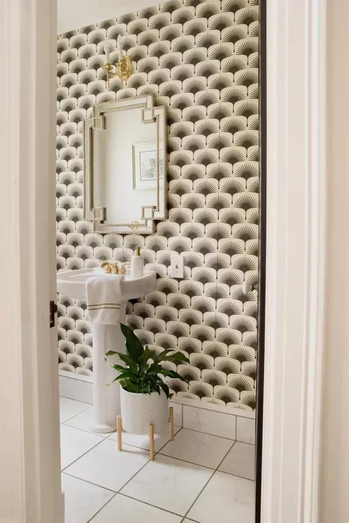 Patterned Grasscloth Wallpaper