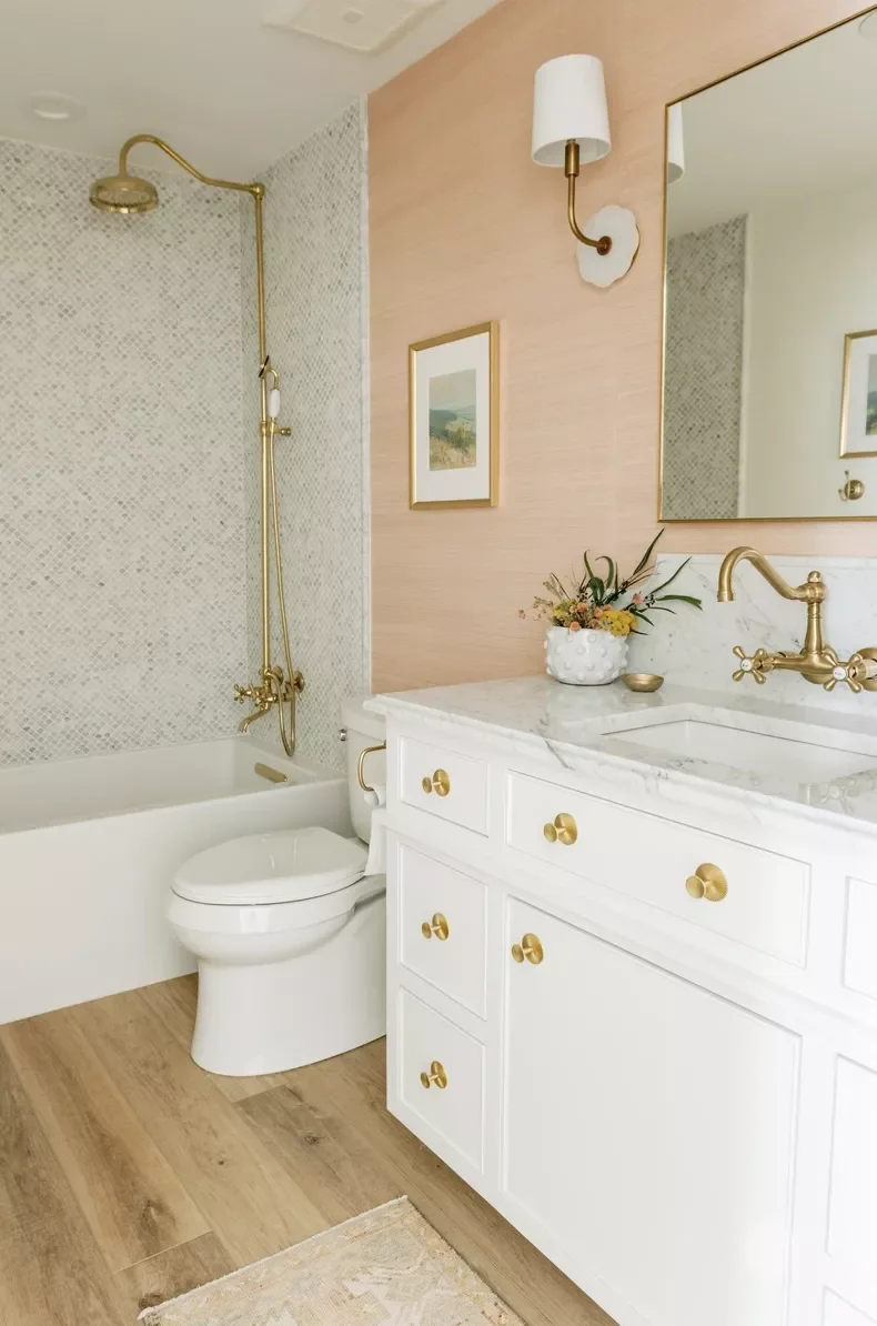 42 Vibrant Bathroom Color Ideas for Small Space Styling 35 Peach