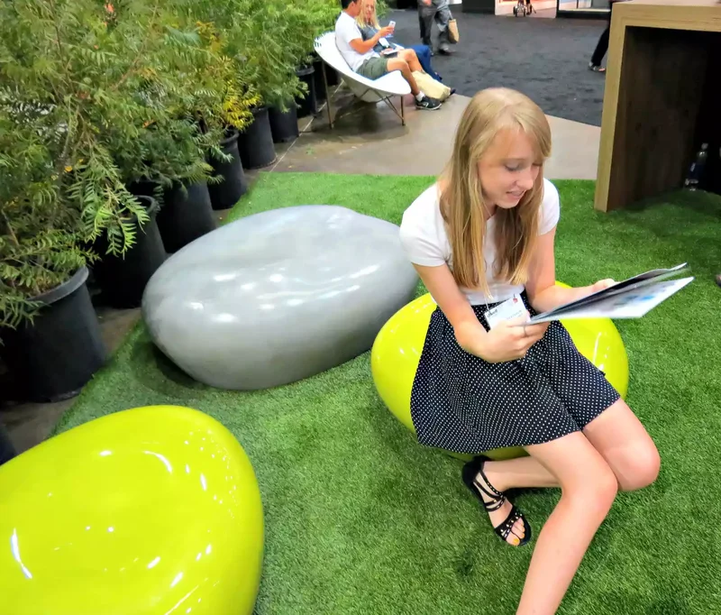 15 Beautiful Garden Bench Ideas to Transform Your Yard 2 Pebble Bench