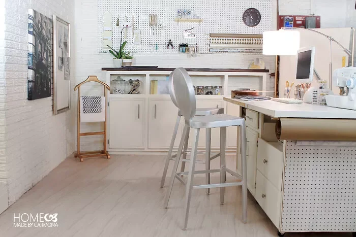 25 Beautiful Flooring Options Perfect for Every Room 11 Peel-and-Stick Vinyl