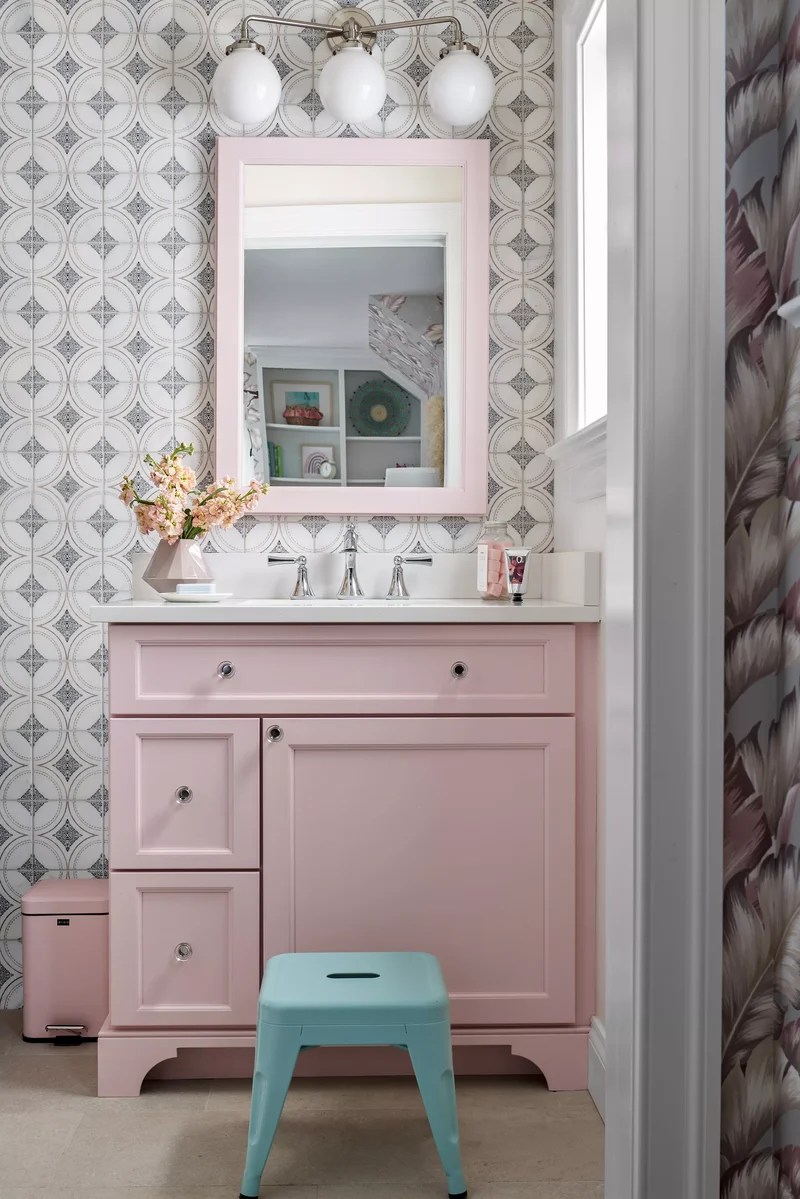 36 Beautiful Gray Bathroom Ideas to Create Your Dream Spa 11 Pink and Gray Bathroom