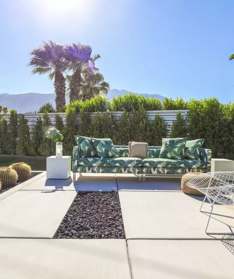 66 Beautiful Patio Landscaping Ideas for Your Outdoor Space 5 Plant a Quick Growing Privacy Fence