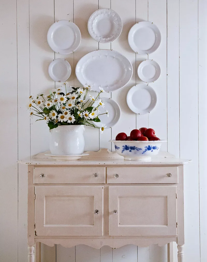 Plate Wall Display