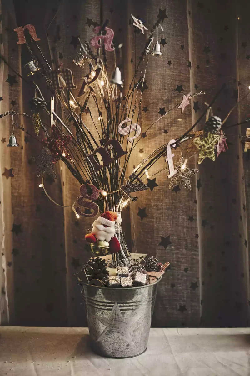 DIY Christmas Tree Ideas Worth Displaying for Your Guests 42 Potted Branches