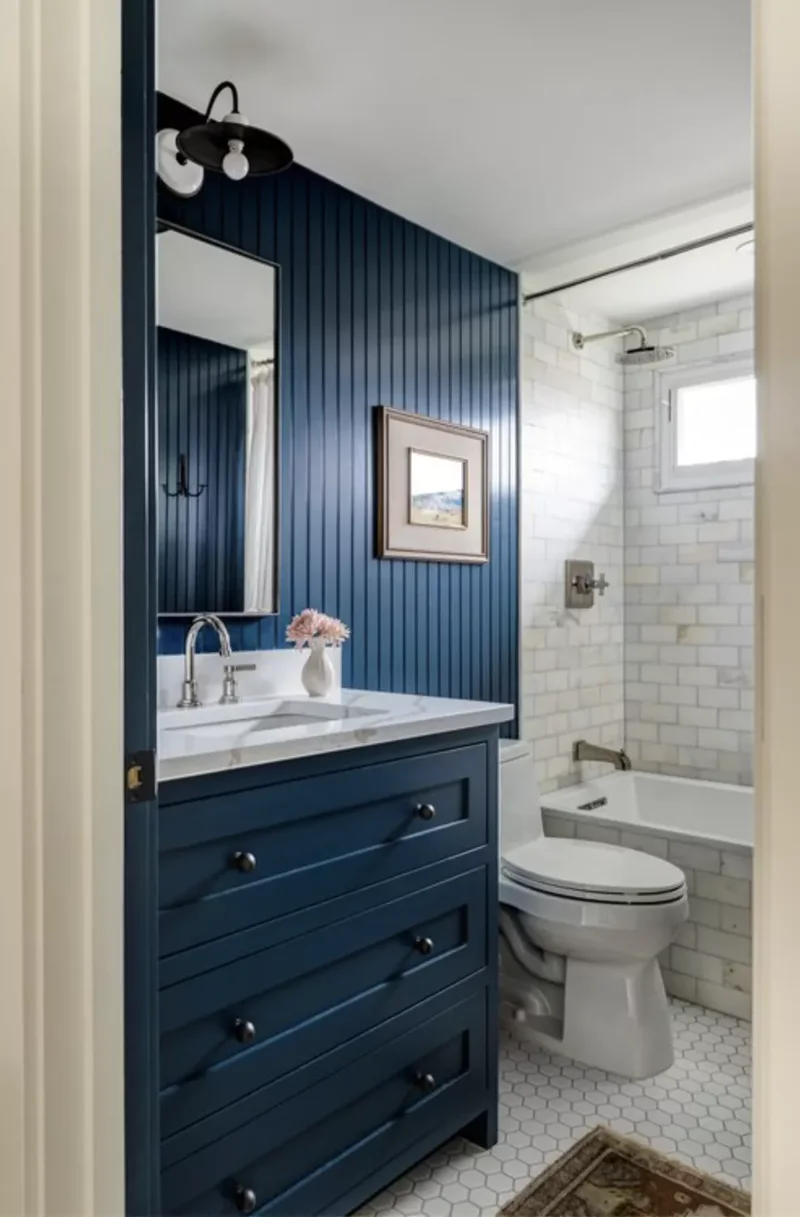 42 Vibrant Bathroom Color Ideas for Small Space Styling 23 Prussian Blue
