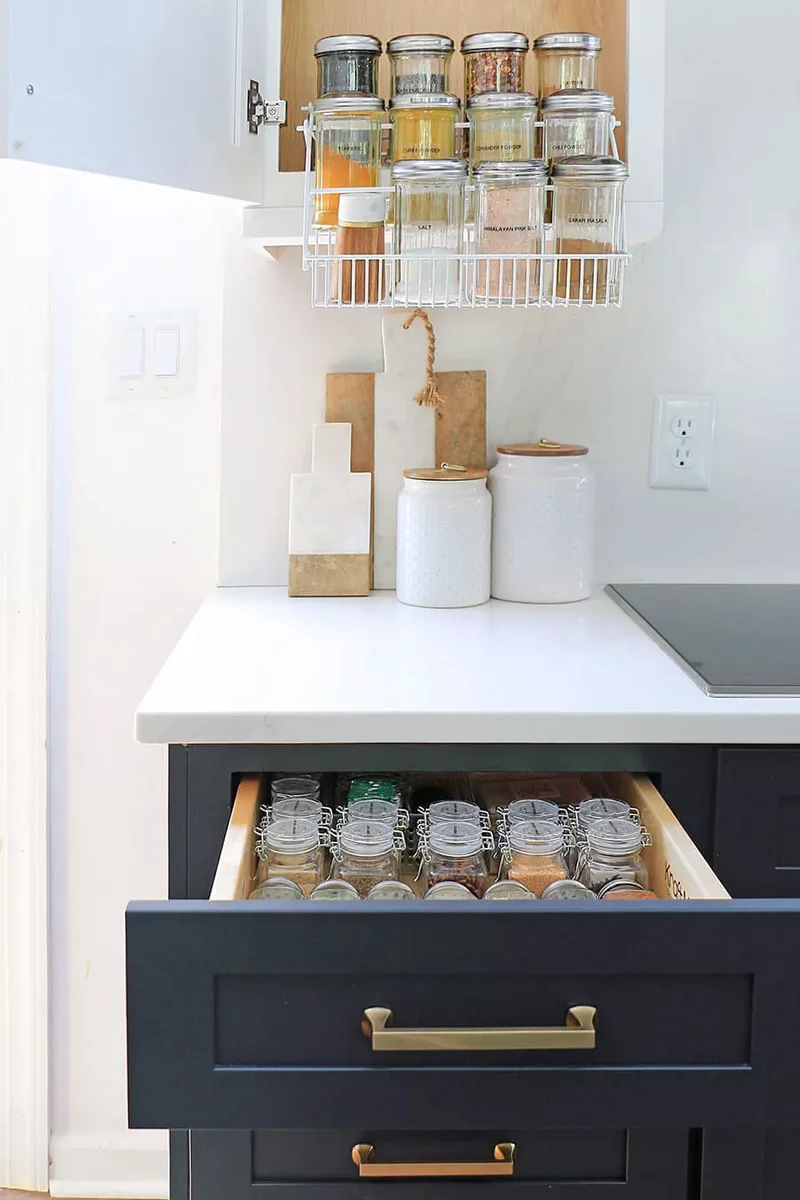 20 DIY Spice Rack Solutions to Eliminate Kitchen Clutter 15 Pull Down Spice Rack