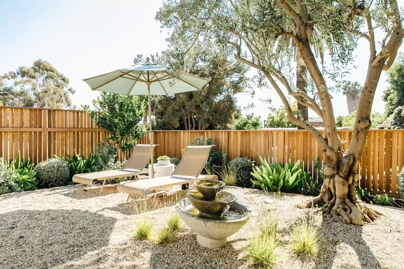 20 Beautiful Zen Garden Ideas for Peaceful Relaxation 12 Put Down Gravel