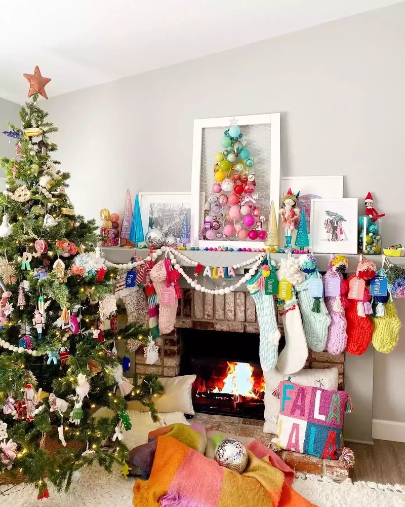 DIY Christmas Tree Ideas Worth Displaying for Your Guests 35 Rainbow Ornament Tree