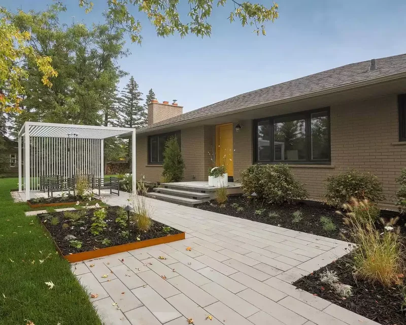 82 Stunning Front Yard Landscaping Ideas to Try This Spring 73 Ranch Yard