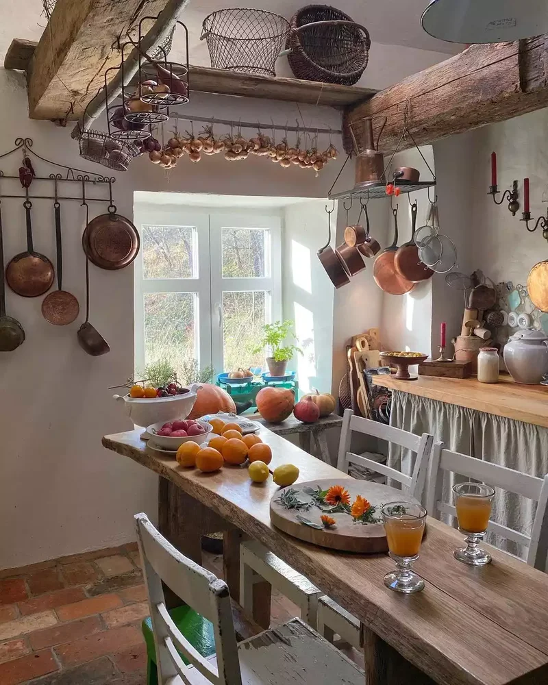 32 Country Kitchen Designs for a Cozy Cooking Retreat 15 Reclaimed Wood