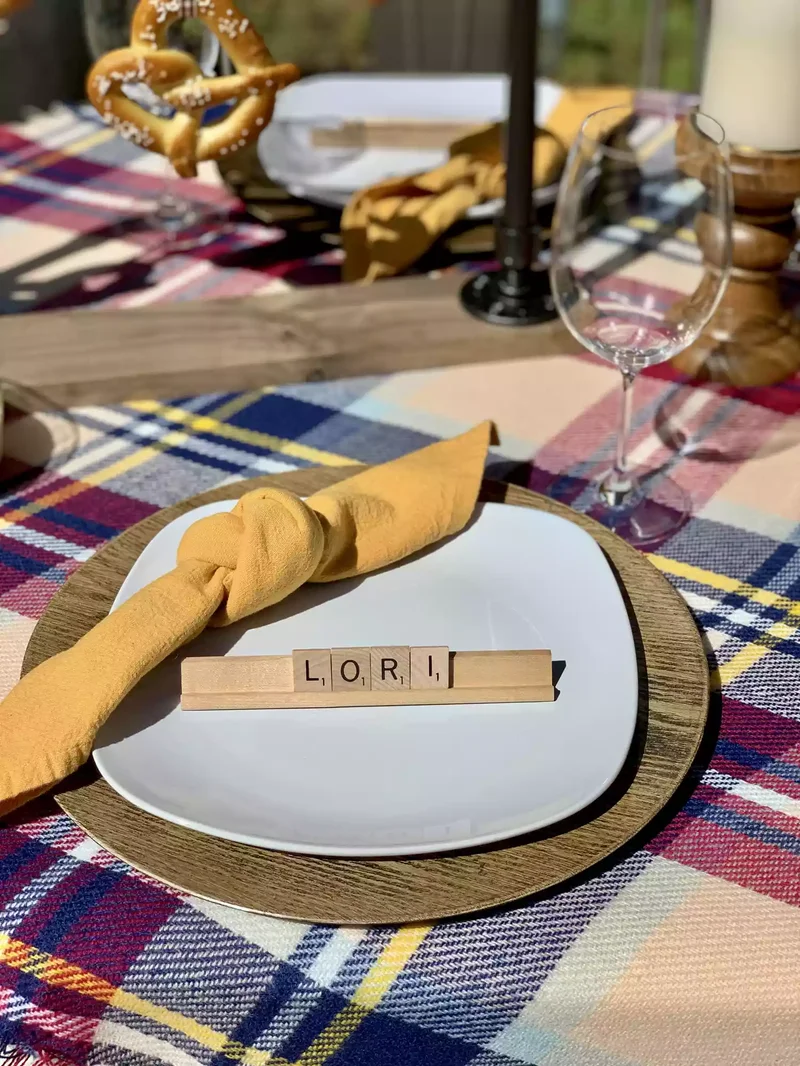 62 Stunning Thanksgiving Table Settings That Will Wow Guests 23 Repurposed Table Setting