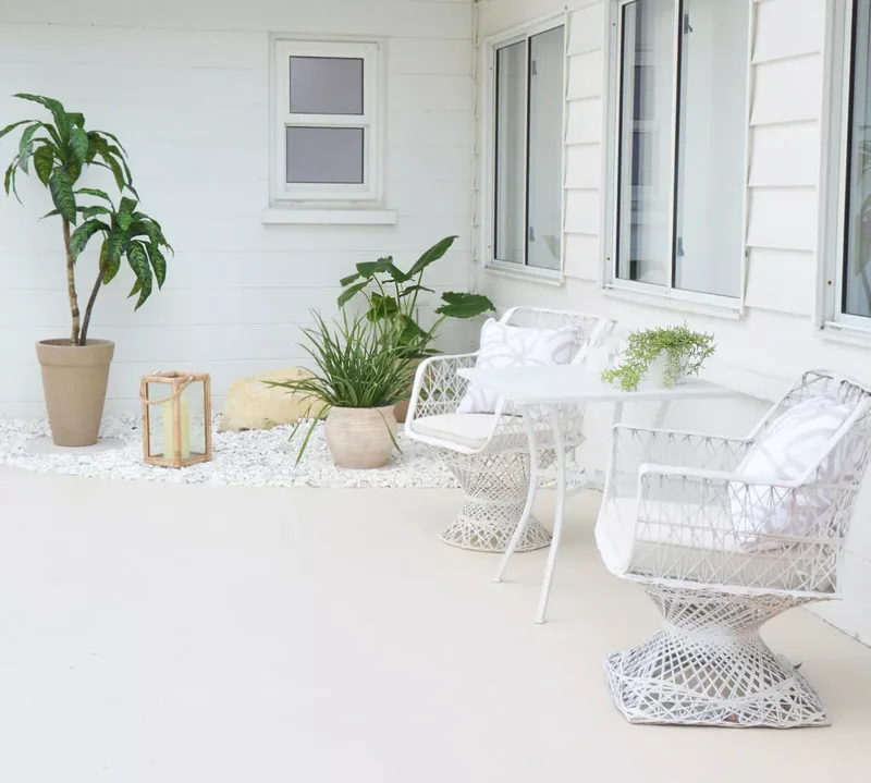 17 DIY Landscaping Projects You Can Start This Weekend 6 Rocky Plant Bed