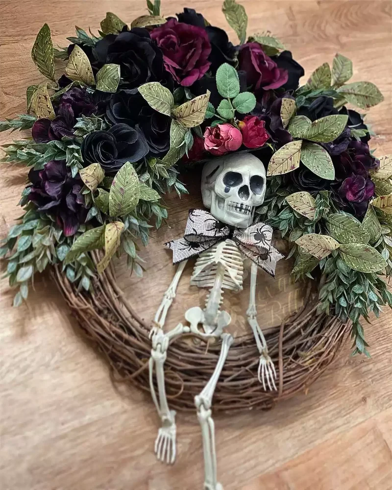 45 Halloween Wreath Ideas to Craft Before October Arrives 4 Rustic Halloween Wreath