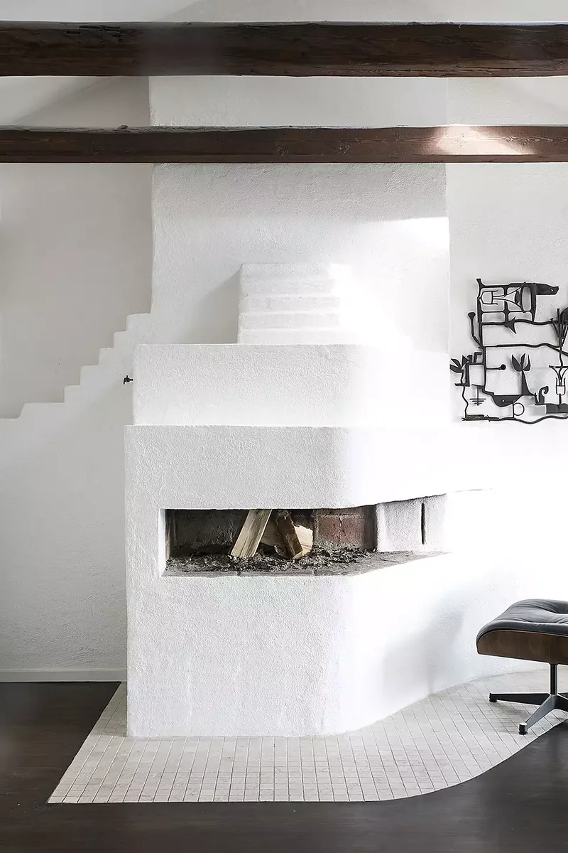 27 Sleek Linear Fireplace Ideas for Modern, Easy-Care Homes 9 Rustic Linear Fireplace