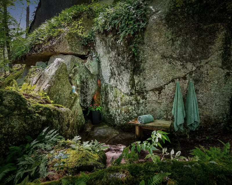 34 Beautiful Outdoor Shower Ideas for Backyards & Beach 17 Rustic Outdoor Shower