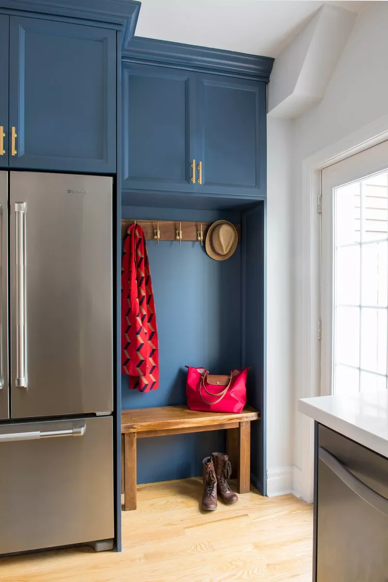 22 Stunning Mudroom Bench Ideas for Beautiful Storage 21 Rustic Wood Bench