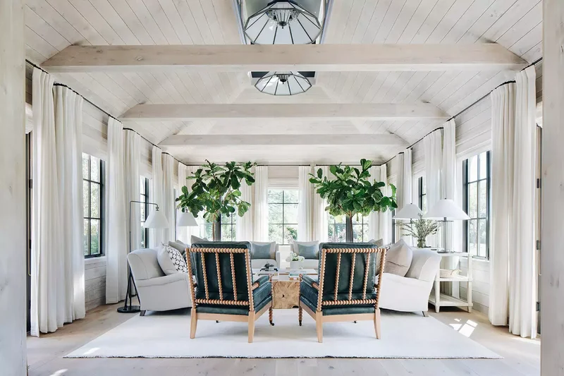 67 Farmhouse Style Ideas for Your Modern Rustic Home 50 Say Yes to Spindle Chairs