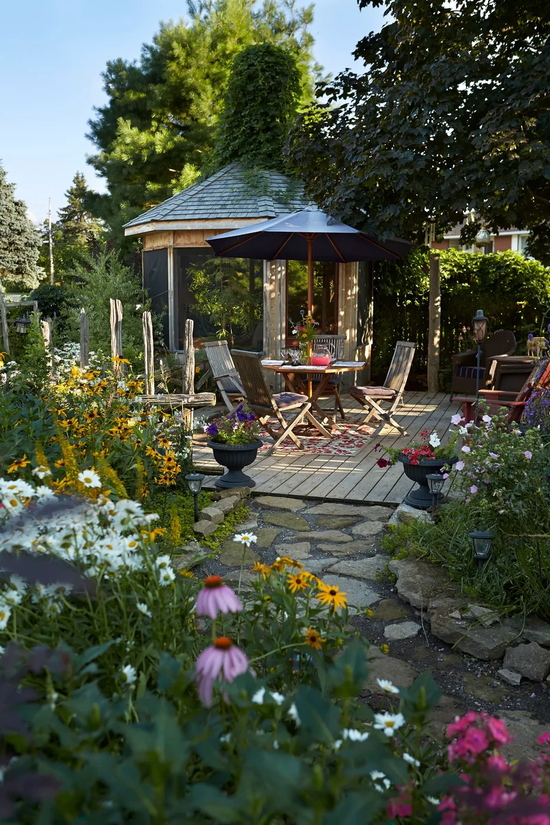 33 Beautiful Gazebo Design Ideas for Your Backyard Oasis 24 Screened-In Gazebo