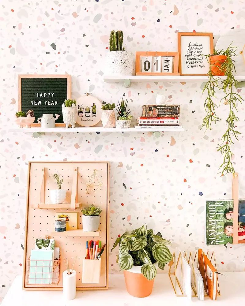 Seasonal Letter Board