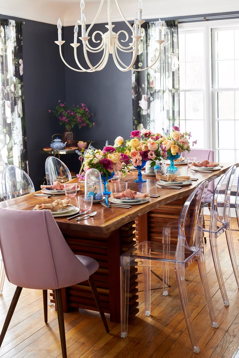 23 Creative Chandelier Decorating Ideas for Every Room 5 Shabby Chic