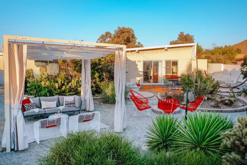 50 Beautiful Patio Cover Ideas for Every Budget Level 13 Shelter a Patio Living Room