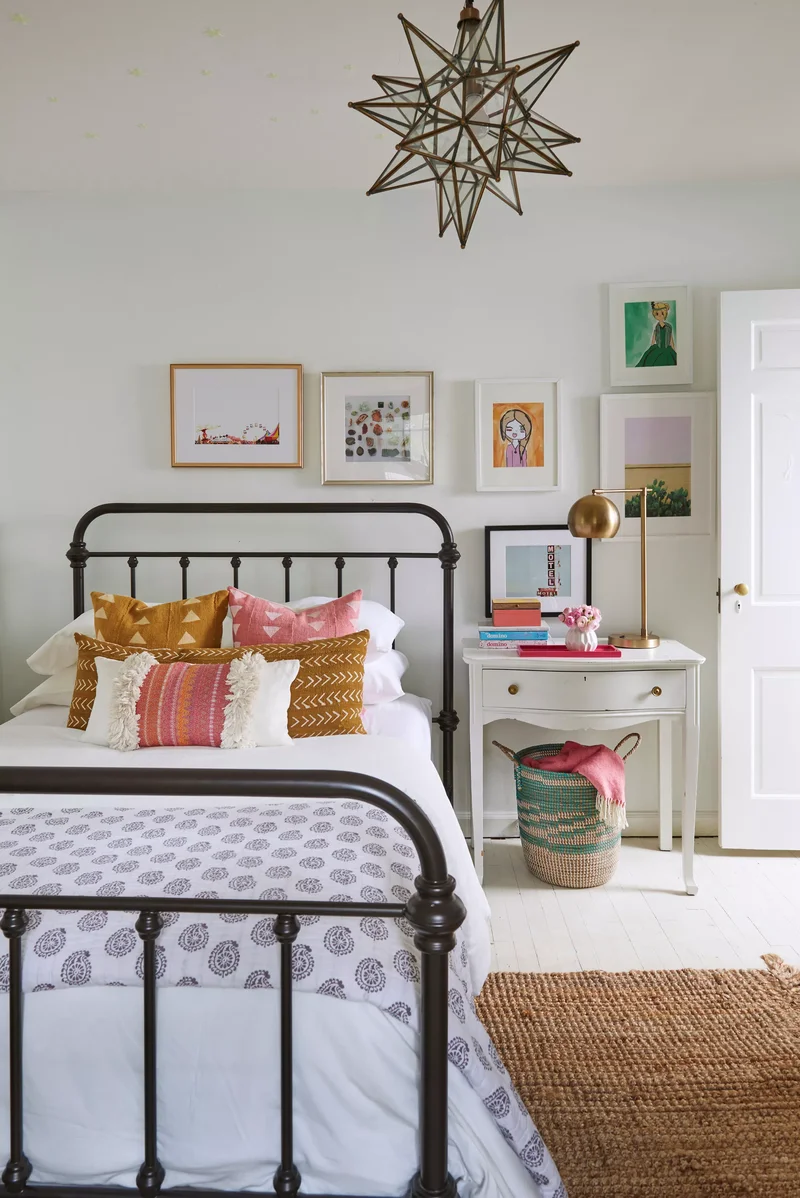 40 Bohemian Bedroom Ideas for Your Dreamy Personal Retreat 27 Simple Boho Bedroom Design