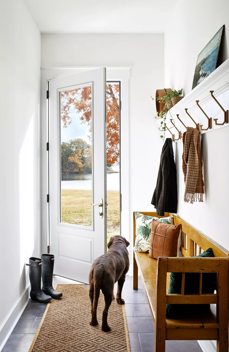 Simple Mudroom Bench