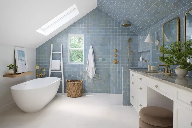 42 Vibrant Bathroom Color Ideas for Small Space Styling 18 Slate Blue
