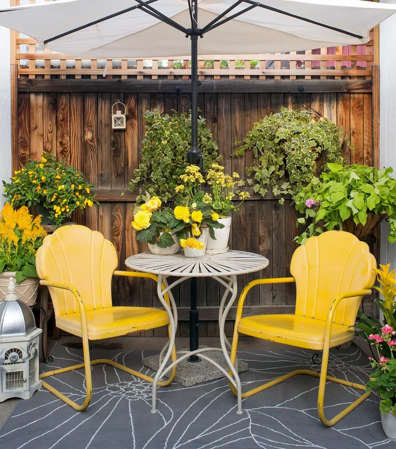 44 Beautiful Patio Ideas for an Outdoor Space You'll Love 21 Small Outdoor Patio Ideas